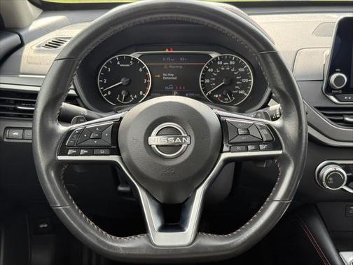2023 Nissan Altima SR FWD