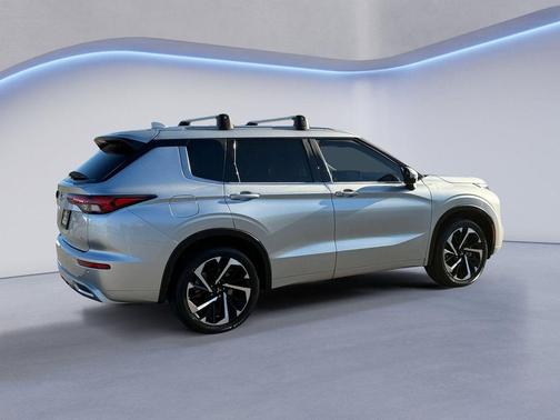 2023 Mitsubishi Outlander