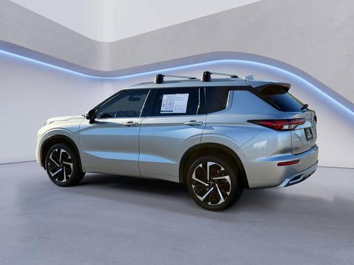2023 Mitsubishi Outlander