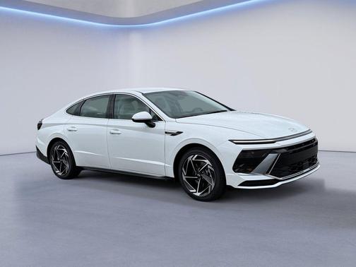 2026 Hyundai SONATA SEL
