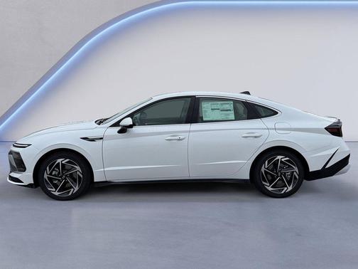 2026 Hyundai SONATA SEL