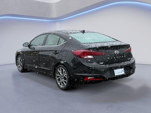 2020 Hyundai ELANTRA Limited