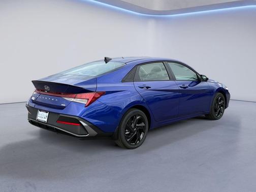 2026 Hyundai ELANTRA HEV SEL Sport