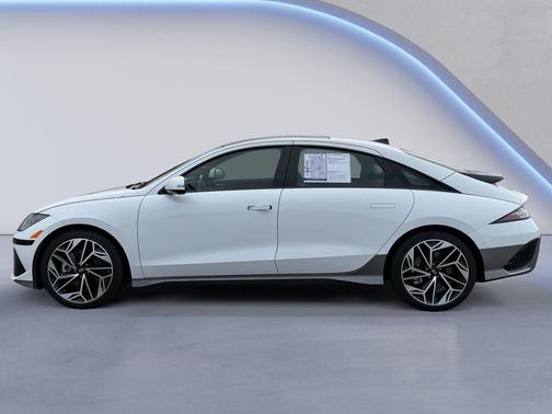 2025 Hyundai IONIQ 6 Limited