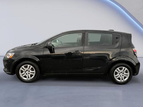 2020 Chevrolet Sonic FWD Hatchback 1FL 5-Door