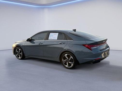 2023 Hyundai ELANTRA HEV Limited