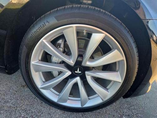 2020 Tesla Model 3 Standard Range