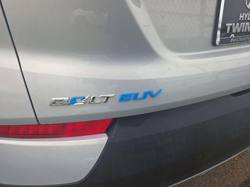 2023 Chevrolet Bolt EUV FWD LT