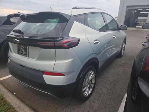 2023 Chevrolet Bolt EUV FWD LT