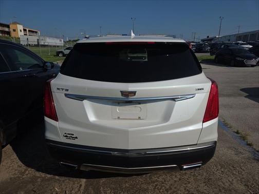 2017 Cadillac XT5 Platinum