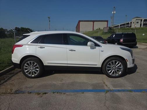 2017 Cadillac XT5 Platinum