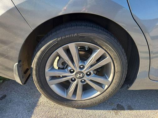 2018 Hyundai ELANTRA Value Edition