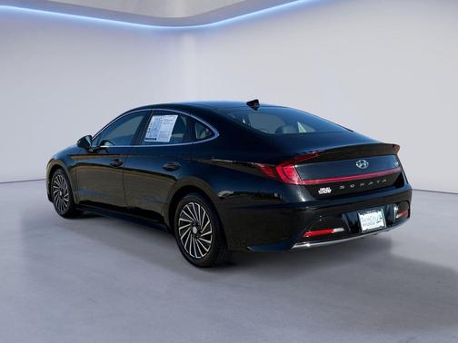 2023 Hyundai SONATA Hybrid Limited
