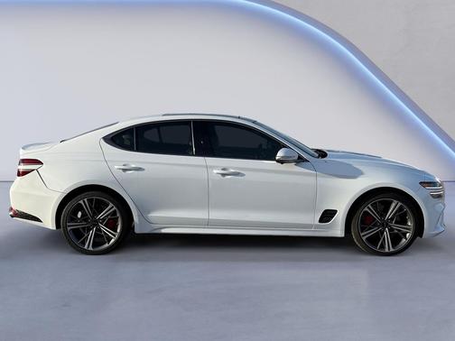 2025 Genesis G70 3.3T RWD Sport Advanced