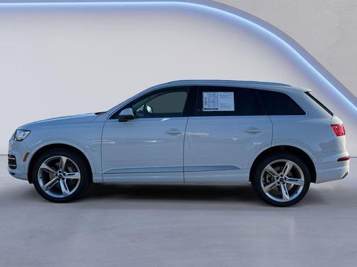 2019 Audi Q7 55 Prestige