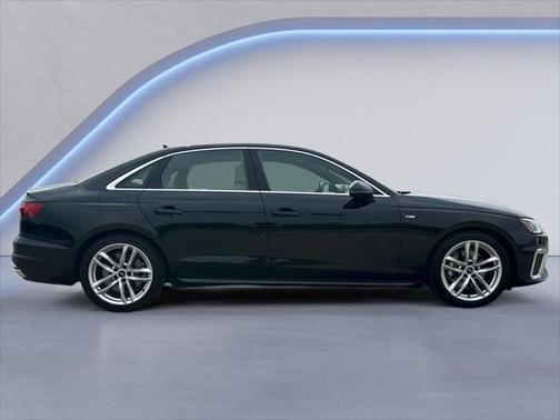 2023 Audi A4 45 S line Premium Plus