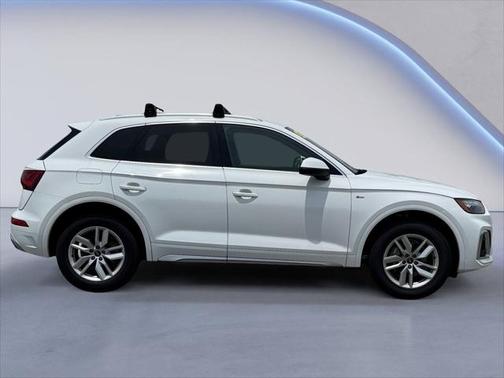 2023 Audi Q5 45 S line Premium