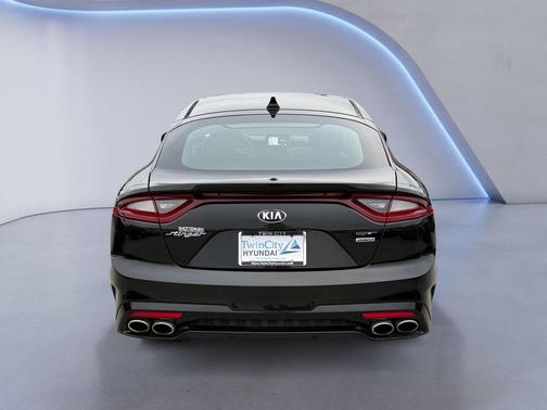 2018 Kia Stinger GT1