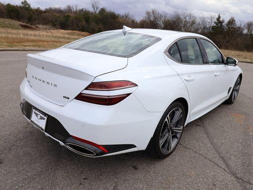2024 Genesis G70 3.3T RWD Sport Advanced