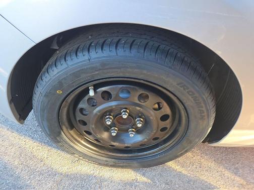 2017 Hyundai Elantra GT Base