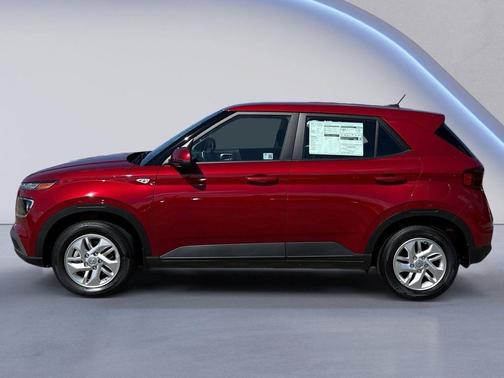 2025 Hyundai VENUE SE