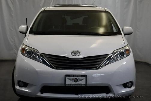 2012 Toyota Sienna XLE