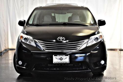 2014 Toyota Sienna XLE