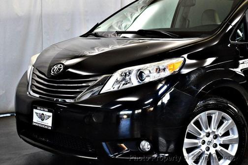 2014 Toyota Sienna XLE