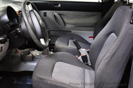 2004 Volkswagen New Beetle GL