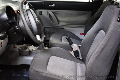 2004 Volkswagen New Beetle GL