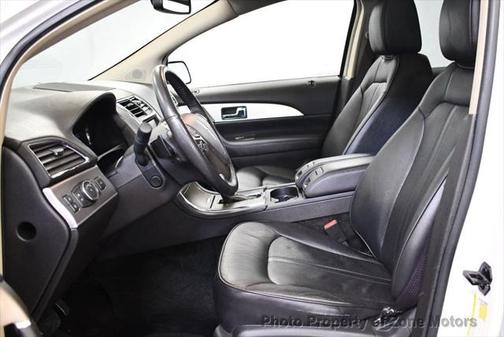 2013 Lincoln MKX Base