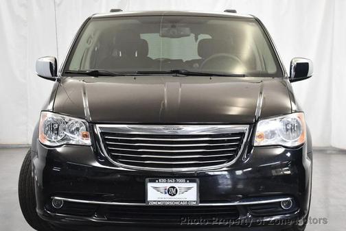 2014 Chrysler Town & Country Touring-L