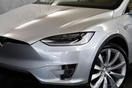 SILVER 2016 Tesla Model X P90D