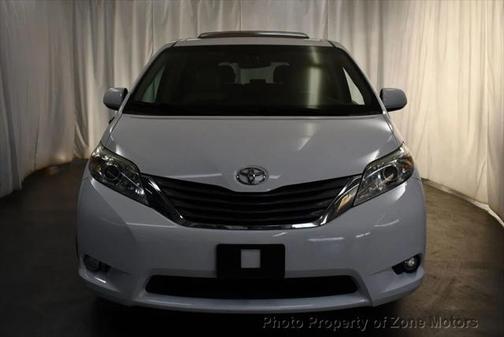 2014 Toyota Sienna XLE