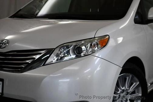 2012 Toyota Sienna XLE