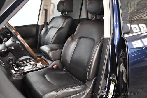 2016 INFINITI QX80 Base