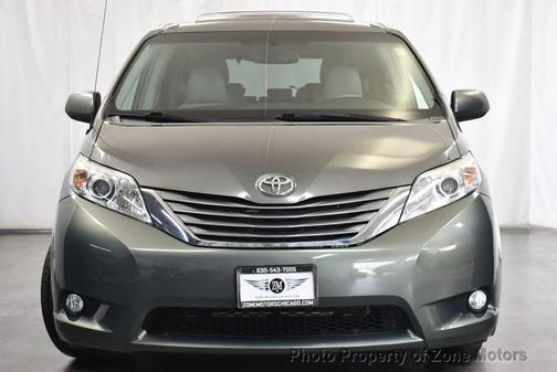 2014 Toyota Sienna XLE