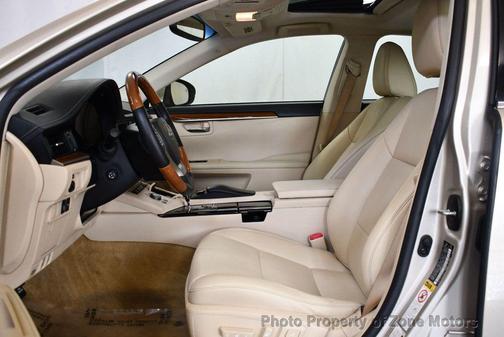 2013 Lexus ES 300h Base