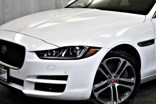 2017 Jaguar XE 35t Premium