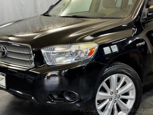 Black 2008 Toyota Highlander Hybrid Base