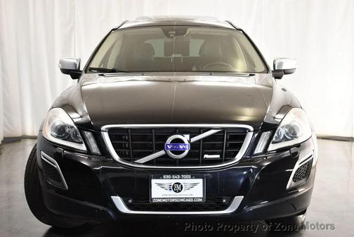 Black Sapphire Metallic 2012 Volvo XC60 T6 Platinum