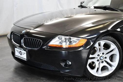 Black Sapphire Metallic 2003 BMW Z4 3.0i Roadster
