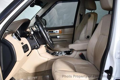 2016 Land Rover LR4 Base