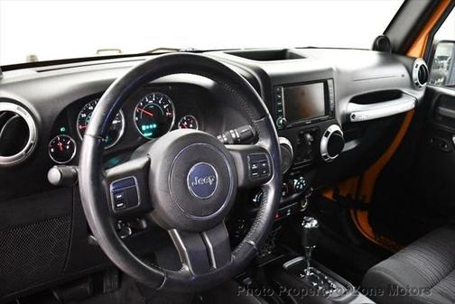2012 Jeep Wrangler Unlimited Sahara