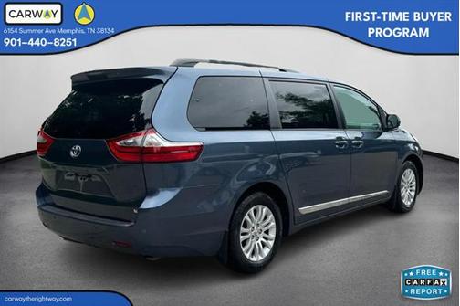 2017 Toyota Sienna XLE