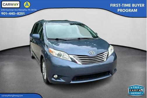 2017 Toyota Sienna XLE