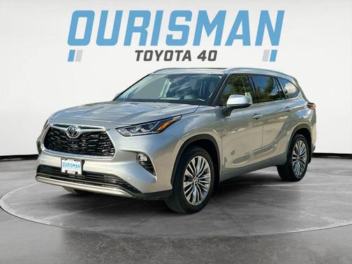 2024 Toyota Highlander Platinum