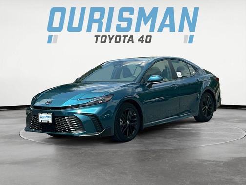 Ocean 2025 Toyota Camry SE