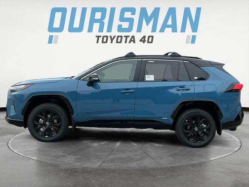 2025 Toyota RAV4 Hybrid SE