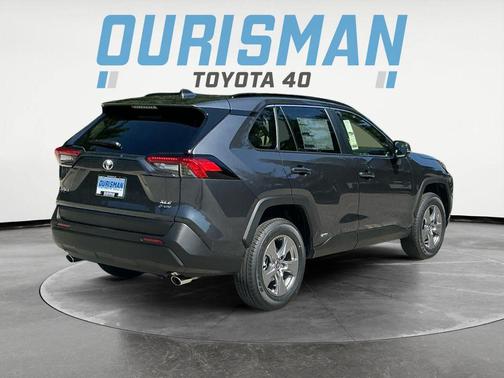 2025 Toyota RAV4 Hybrid XLE